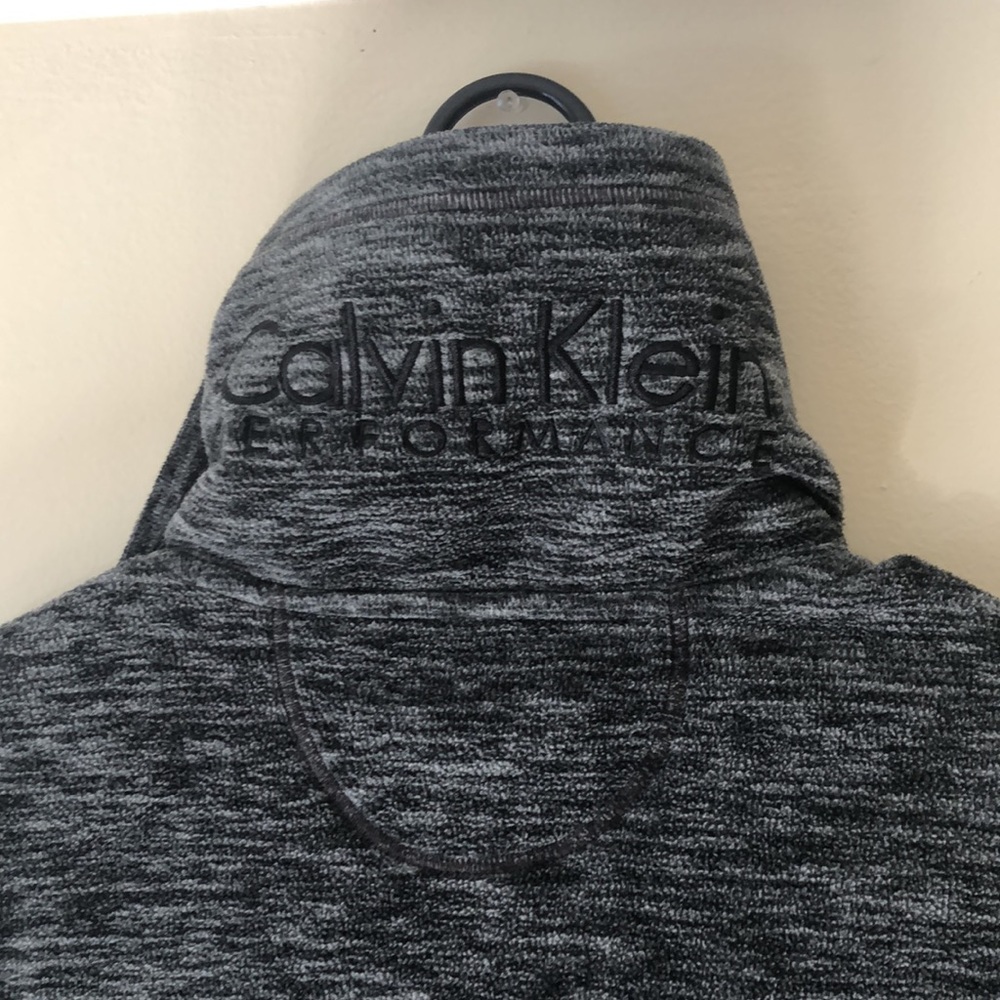 Calvin Klein Performance Fleece- Small - Picture 12 of 16